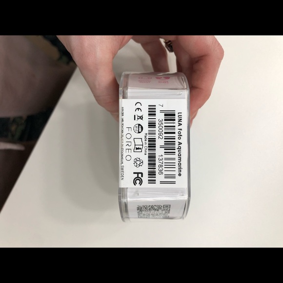 FOREO LUNA fofo Facial Cleansing Brush & Analyzer - Picture 7 of 12